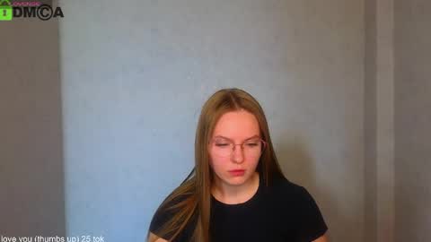 Welcome guys  Pleasure to see you all here  My name is Lysafeta and MichaelaTip menu is active Private is open  online show from April 29, 7:13 am