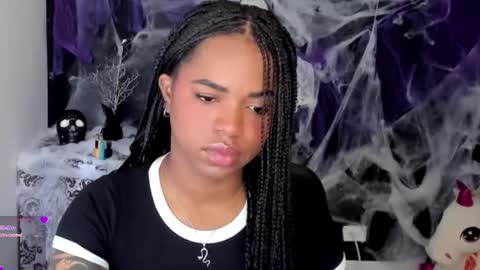 Snapshot of _marcela_22 chatting on October 20, 6:02 pm MARCELA online show from October 20, 6:02 pm