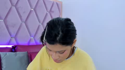 Nahayo  online show from November 29, 12:13 pm