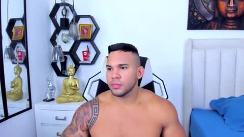 Snapshot of _matthew_santos_ chatting on September 26, 11:57 pm _matthew_santos_ online show from September 26, 11:57 pm