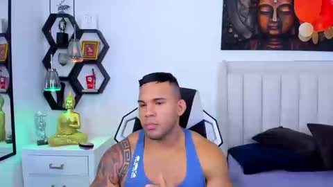 Snapshot of _matthew_santos_ chatting on September 16, 11:08 pm _matthew_santos_ online show from September 16, 11:08 pm