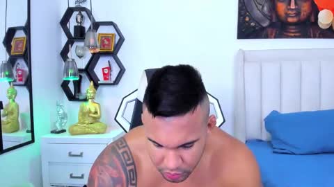 Snapshot of _matthew_santos_ chatting on October 1, 3:05 am _matthew_santos_ online show from October 1, 3:05 am