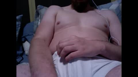 Snapshot of _maverick1985_ chatting on December 7, 11:40 pm _maverick1985_ online show from December 7, 11:40 pm