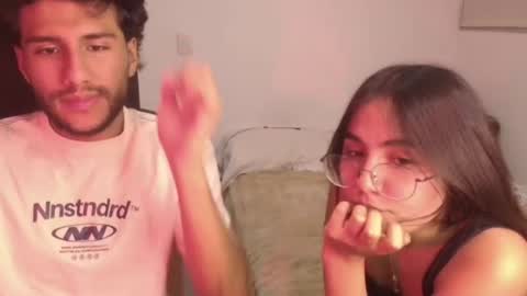 max and abby online show from July 23, 1:58 am