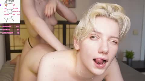 Elva and Kate  online show from April 4, 2:02 pm