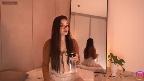     online show from April 5, 12:07 am