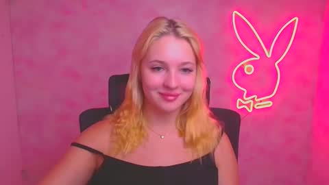 Melanie online show from September 13, 7:00 am