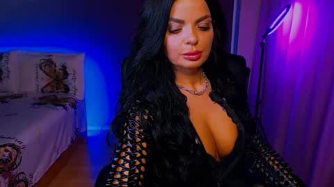 Milani online show from November 21, 6:28 pm