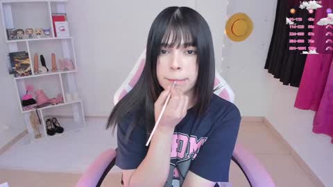 Hanna  Idependent Model   online show from February 1, 11:48 pm