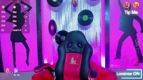 Nicky  Please help me with your thumbs up its importan online show from March 27, 9:16 pm