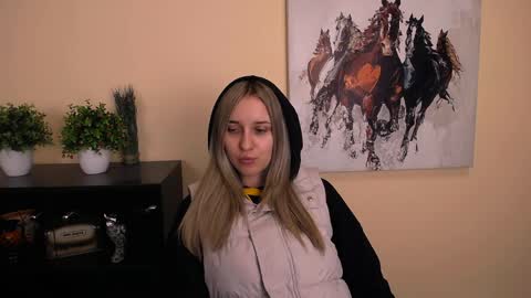 Nica online show from April 9, 11:16 am