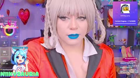 niiky online show from March 7, 6:52 pm