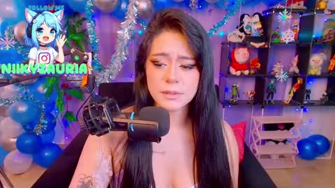 niiky online show from December 20, 4:36 pm