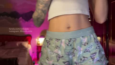 Mikayla online show from February 8, 9:15 pm