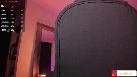 Snapshot of _peach__ chatting on February 19, 4:34 am violeta ig  online show from February 19, 4:34 am