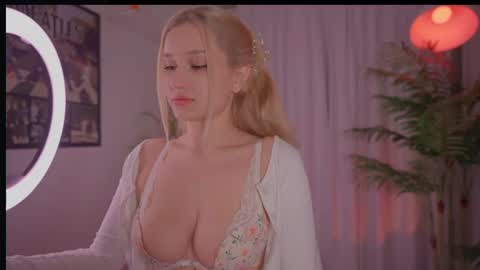 Eva online show from June 15, 10:35 pm