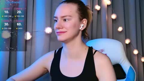 im Amy online show from February 3, 6:40 am