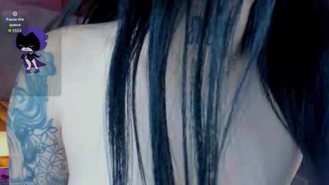 Raven online show from October 2, 3:11 pm