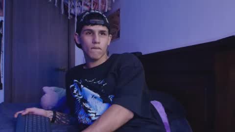 wav online show from March 30, 4:34 am