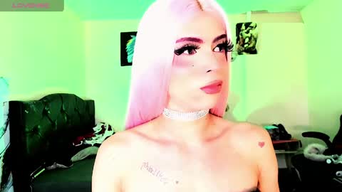 Rose De Witt online show from April 22, 7:21 pm