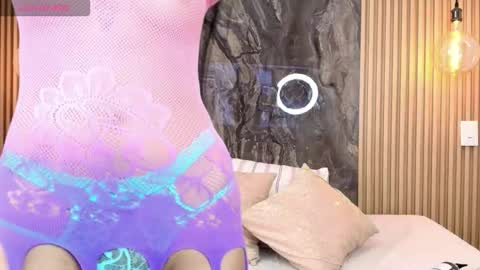 SAMARA SMITH  online show from October 15, 8:42 pm