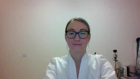 _sandyqueen__ online show from December 5, 8:28 pm