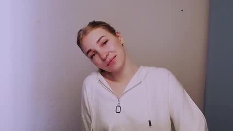 Rachel online show from March 4, 11:51 am