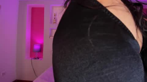 Sofia Miller online show from September 19, 4:11 pm