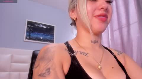 sophie online show from January 29, 3:04 pm