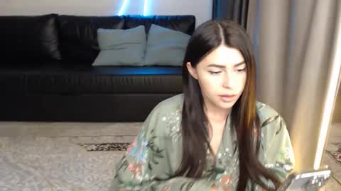 Sophy online show from December 3, 3:04 am