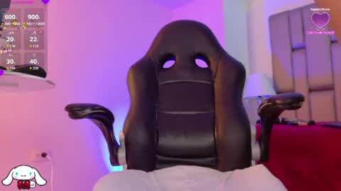 V E N U S online show from June 17, 2:11 pm