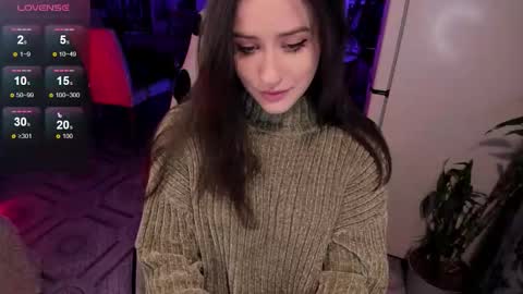 Snapshot of _sserendipityy_ chatting on October 20, 6:13 pm _sserendipityy_ online show from October 20, 6:13 pm