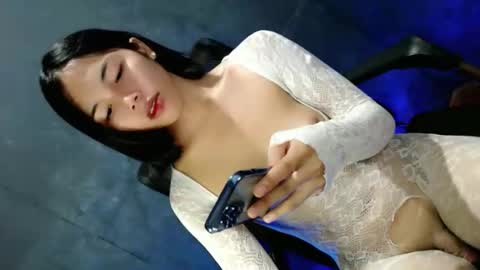 Eilachloe online show from October 12, 12:09 pm