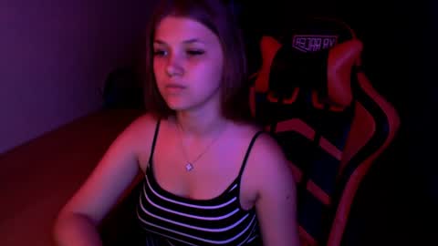 Mari online show from July 7, 6:56 pm