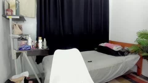 pm me online show from June 20, 3:18 pm