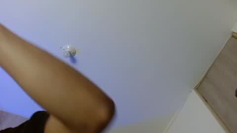 Rousse  online show from May 13, 9:24 pm