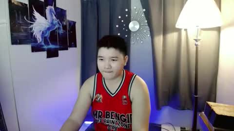 Tom online show from April 6, 8:26 am