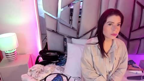 _valeria_saenz_ online show from September 11, 4:14 am