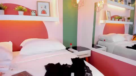 _valeryboobs_ online show from October 17, 1:04 pm