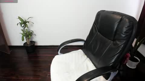 Vicky online show from May 22, 10:27 pm