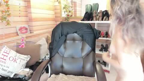 Sol online show from March 25, 12:12 pm