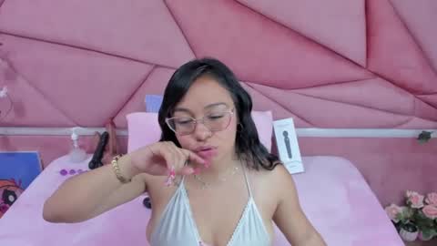 _violeta_18 online show from October 4, 3:37 am