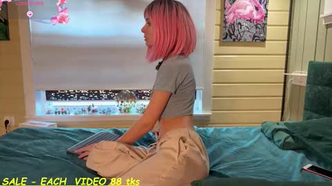 YourSecretCrush online show from March 17, 9:25 am