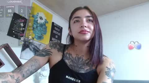 Zoe  online show from May 7, 4:35 pm