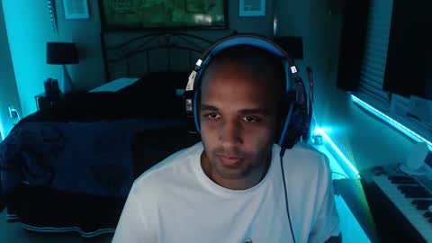 a4orce online show from March 2, 1:37 am