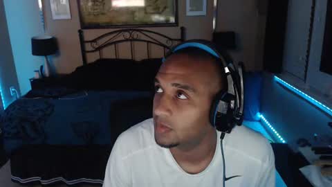 a4orce online show from April 7, 1:40 am