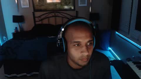 a4orce online show from April 16, 2:00 am