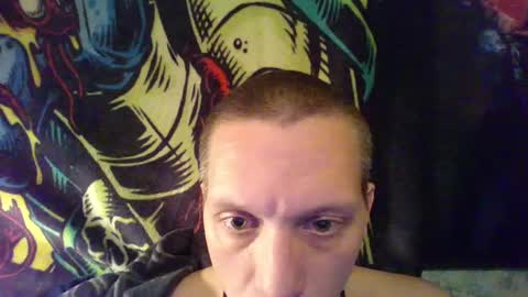 Snapshot of a_bored_dragon chatting on March 8, 11:18 pm A Bored Dragon online show from March 8, 11:18 pm