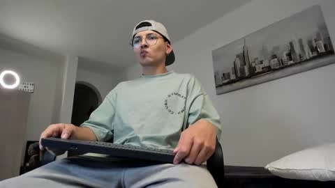 alejo online show from March 11, 5:57 am