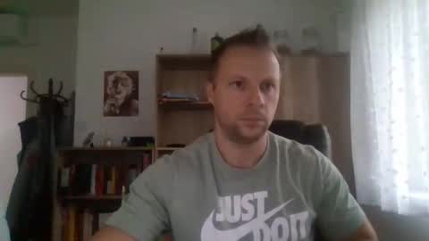 Long distance cumshot online show from December 4, 9:09 am